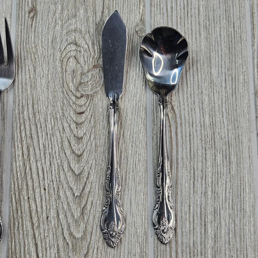 Northland Stainless Malmaison Flatware Set 29 Pcs Ornate Floral Korea Silverware